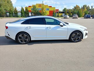 2021 Kia K5 III, белый, 1990000 рублей, вид 3