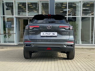 2025 Changan UNI-S I, серый, 3179900 рублей, вид 5