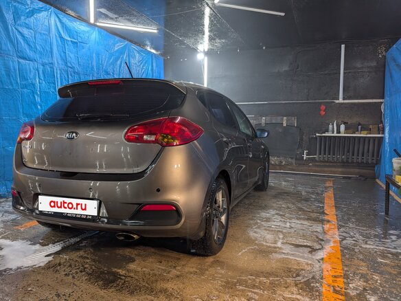 2014 Kia Ceed II, коричневый, 1090000 рублей - вид 9