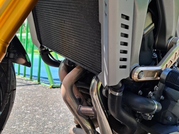 2015 Yamaha MT-09 (FZ-09), оранжевый, 750000 рублей - вид 10
