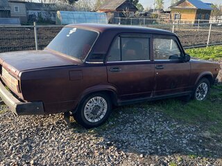 2006 Lada (ВАЗ) 2107, красный, 90000 рублей, вид 1