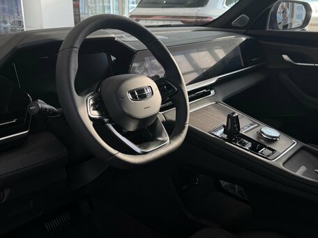 Geely Monjaro I