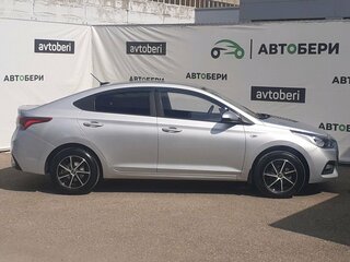 2019 Hyundai Solaris II, серебристый, 1240300 рублей, вид 4