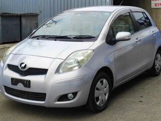 2008 Toyota Vitz II (XP90), серый, 599000 рублей, вид 2