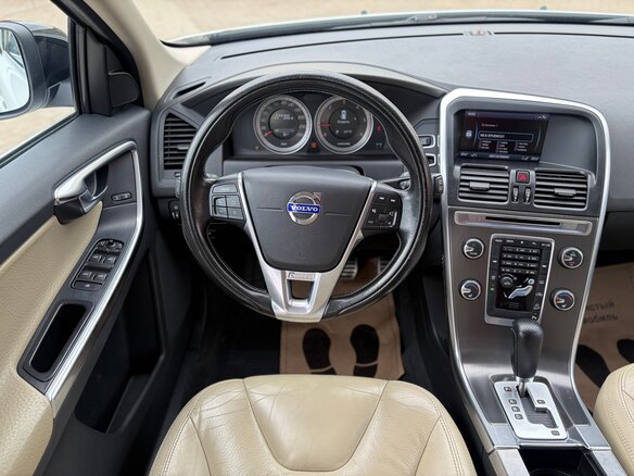 2012 Volvo XC60 I, белый - вид 12