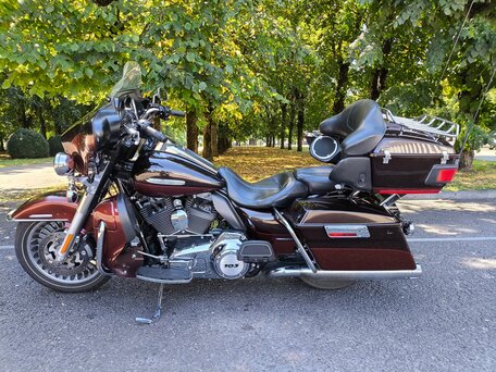 2011 Harley-Davidson Electra Glide, коричневый, 800000 рублей, вид 1