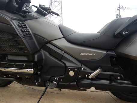 2016 Honda GL 1800 Gold Wing, серый, 1500000 рублей, вид 3