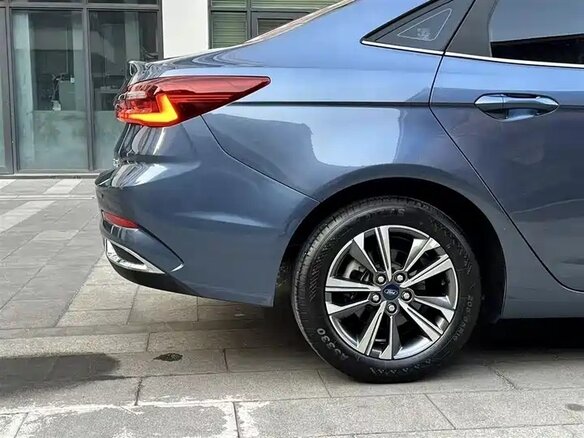 2022 Ford Escort VI Рестайлинг 2, синий - вид 7