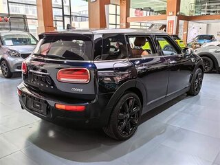 2022 Mini Clubman Cooper II Рестайлинг, синий, 1875000 рублей, вид 4