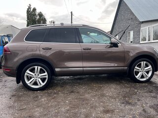2012 Volkswagen Touareg II, коричневый, 2650000 рублей, вид 4