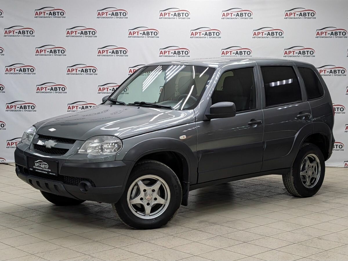Открыть фотографии: Chevrolet Niva I Рестайлинг