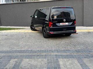 2020 Volkswagen Multivan T6 Рестайлинг, чёрный, 4700000 рублей, вид 5