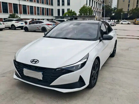 2023 Hyundai Elantra VII (CN7), белый, 1280000 рублей, вид 2