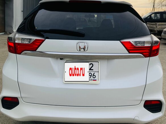 2017 Honda Shuttle II, белый, 1750000 рублей - вид 3