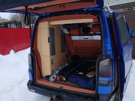2006 Volkswagen California, синий, 3000000 рублей, вид 2
