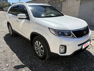 2017 Kia Sorento II Рестайлинг, белый, 2500000 рублей, вид 4