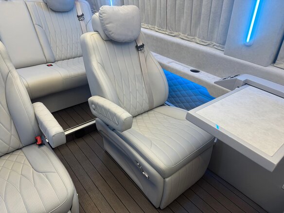 2026 Mercedes-Benz Sprinter, чёрный, 29990000 рублей - вид 21