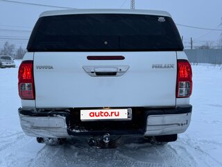 2018 Toyota Hilux VIII, белый, 4200000 рублей, вид 4
