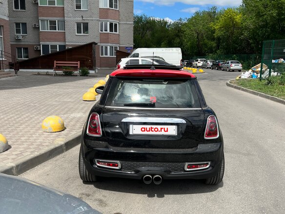 2010 Mini Hatch Cooper II (R56) Рестайлинг, чёрный, 950000 рублей - вид 11