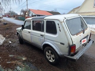 2003 Lada (ВАЗ) 2131 (4x4) 213105 I, белый, 229000 рублей, вид 3