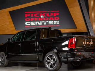2025 Ram 1500 Crew Cab V Рестайлинг, чёрный, 11598000 рублей, вид 3