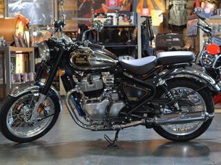 2026 Royal Enfield Classic 650, чёрный, 732000 рублей, вид 4