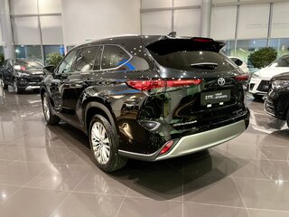 2026 Toyota Highlander IV (XU70), чёрный, 5650000 рублей, вид 4