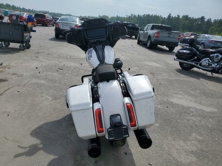 2024 Harley-Davidson Street Glide, белый, 2143000 рублей, вид 4