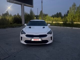 2018 Kia Stinger I, белый, 2350000 рублей, вид 2
