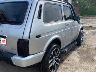 1997 Lada (ВАЗ) 2121 (4x4) I Рестайлинг, серебристый, 430000 рублей, вид 3