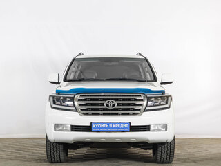 2010 Toyota Land Cruiser 200 Series, белый, 2959000 рублей, вид 2