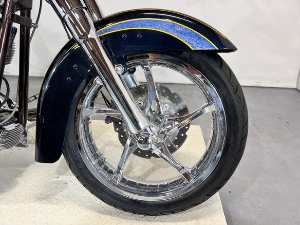 2011 Harley-Davidson Softail Custom, синий, 980000 рублей - вид 8