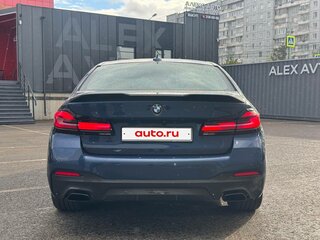 2020 BMW 5 серии 520i VII (G30/G31/G38) Рестайлинг, синий, 4340000 рублей, вид 5