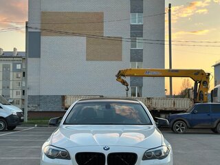 2012 BMW 5 серии 520d VI (F10/F11/F07), белый, 1800000 рублей, вид 2