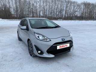 2019 Toyota Aqua I Рестайлинг 2, серебристый, 1420000 рублей, вид 1