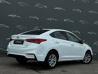 2019 Hyundai Solaris II, белый, 1055600 рублей, вид 2