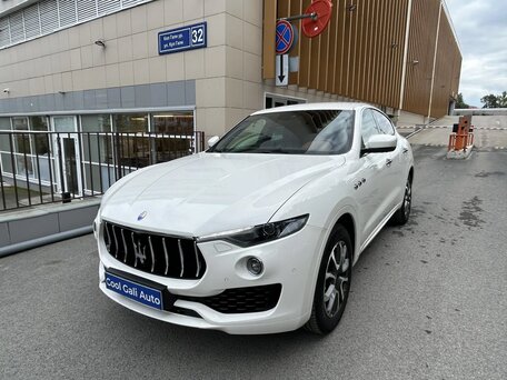 2017 Maserati Levante I, белый, 4290000 рублей, вид 2