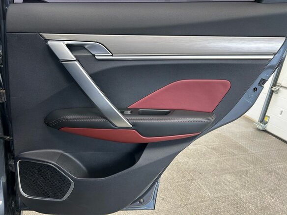 2021 Geely Coolray I, серый - вид 32