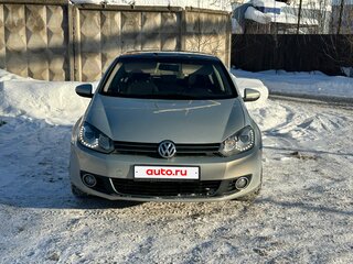 2011 Volkswagen Golf VI, бежевый, 650000 рублей, вид 2