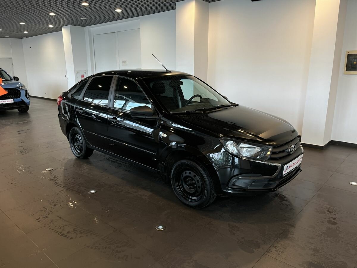 Открыть фотографии: Lada (ВАЗ) Granta I Рестайлинг