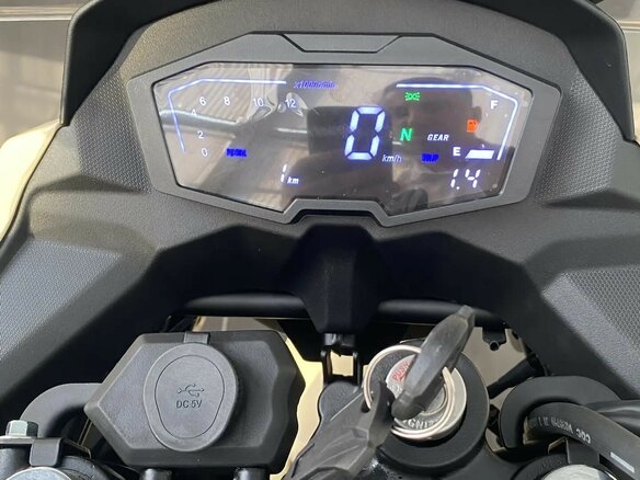 2026 Ataki Carrera, бежевый, 209990 рублей - вид 12