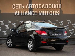 2012 Hyundai Solaris I, чёрный, 750000 рублей, вид 5