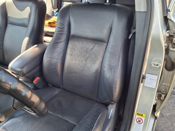2007 Toyota Avensis II Рестайлинг, серебристый, 900000 рублей - вид 16