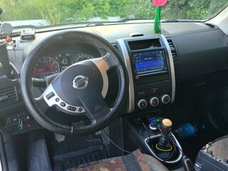 2013 Nissan X-Trail II Рестайлинг, серебристый, 1400000 рублей, вид 5