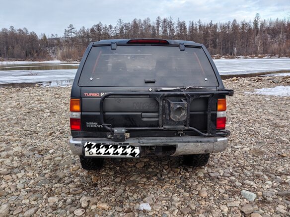 1990 Nissan Terrano I, чёрный, 605000 рублей - вид 3