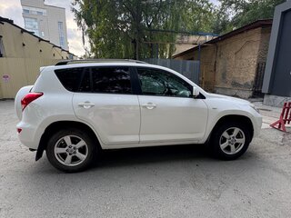 2008 Toyota RAV4 III (XA30), белый, 1400000 рублей, вид 3