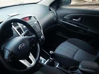 2012 Kia Ceed I Рестайлинг, серебристый, 890000 рублей, вид 5