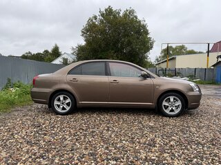 2004 Toyota Avensis II, коричневый, 620000 рублей, вид 3