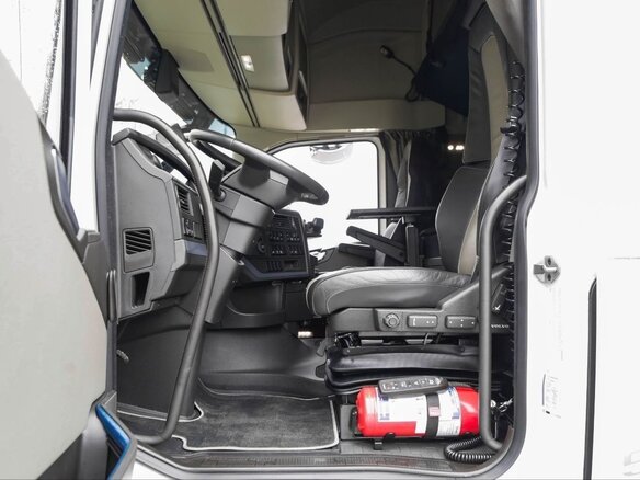 2023 Volvo FH, белый, 17100000 рублей - вид 19
