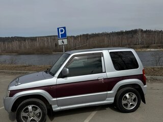 2009 Mitsubishi Pajero Mini II, серый, 550000 рублей, вид 3